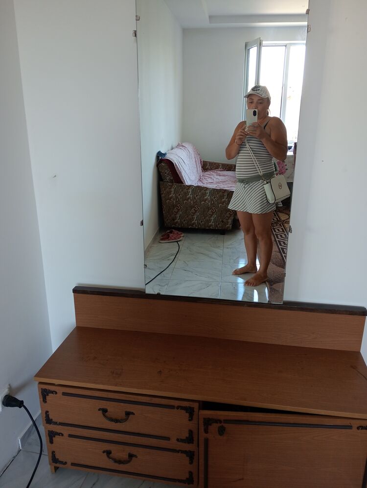  44549196  Tatiana, 41 ,    