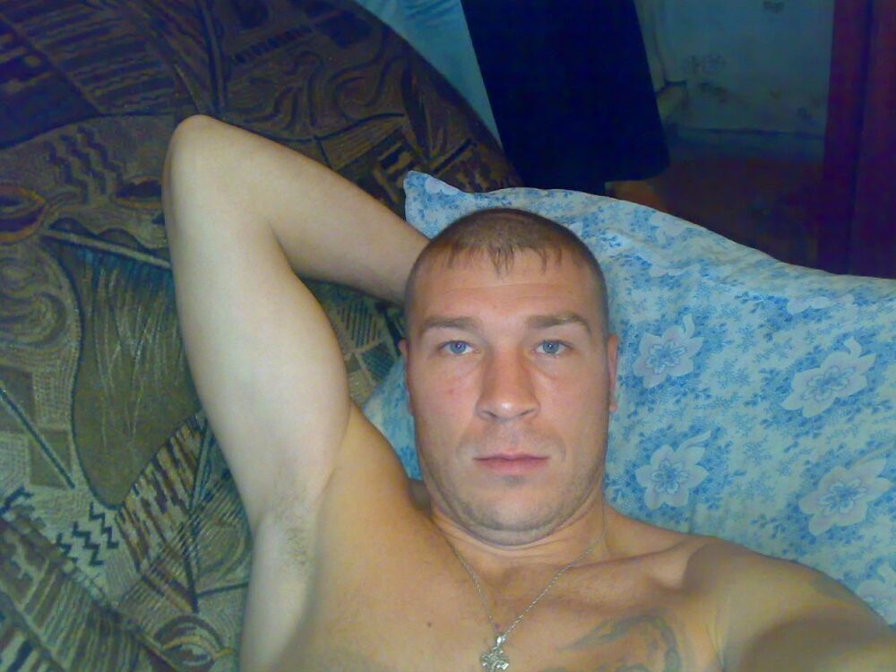  10034466  Geka, 43 ,    