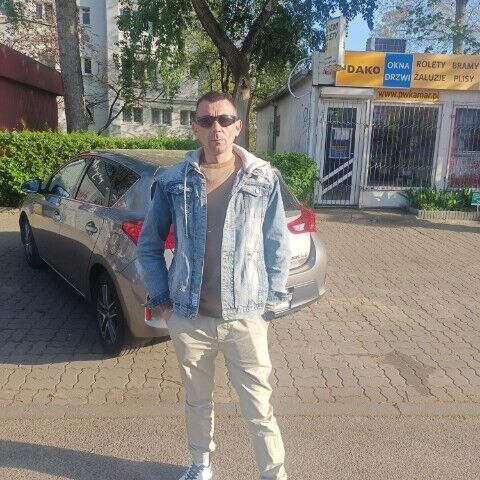  34236226  Andrii, 44 ,    