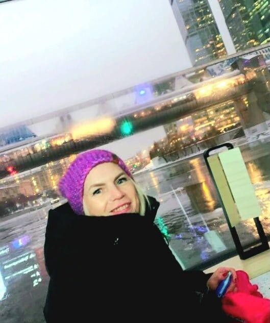  51647186  Olga, 48 ,    