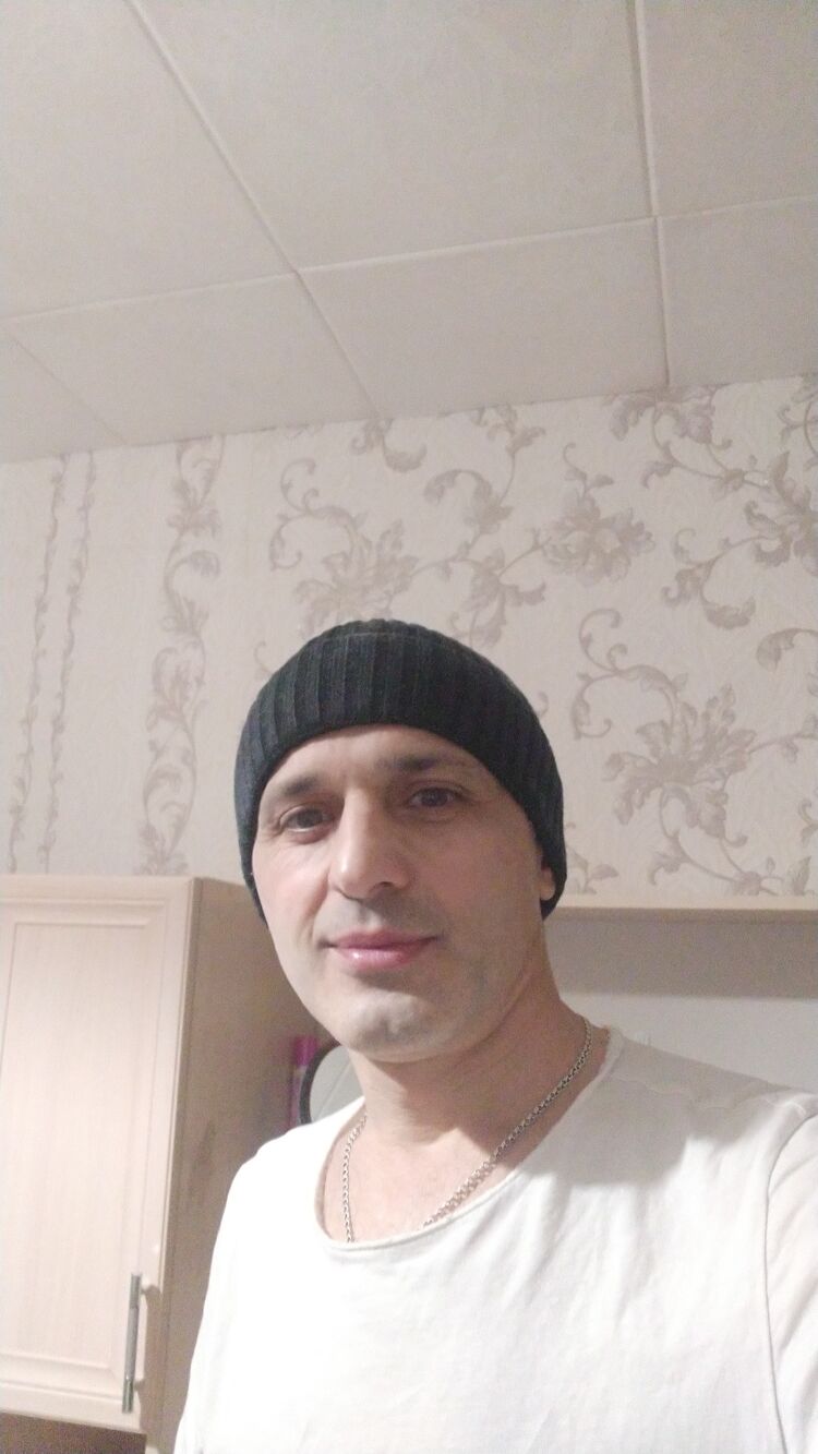  49999406  Ovik, 49 ,    
