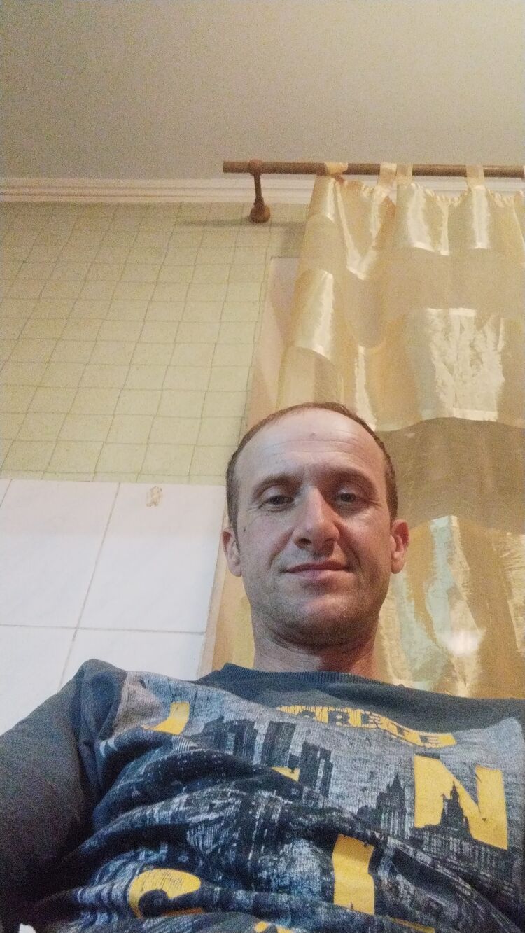  ,   Valera, 46 ,   ,   