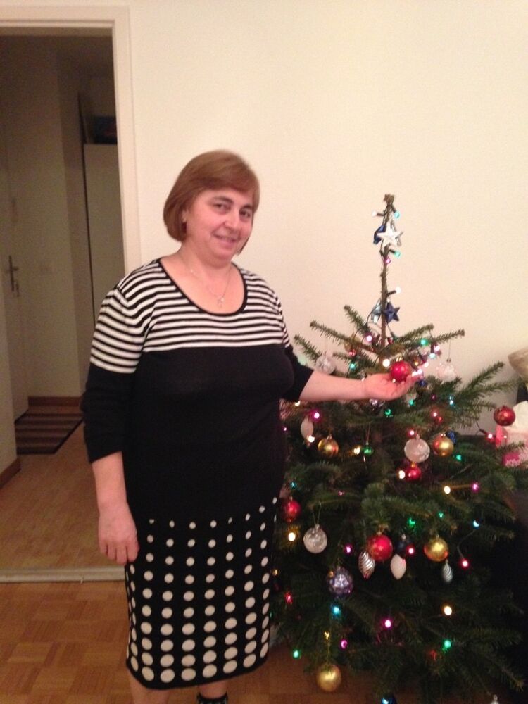  17358866  Iulia, 62 ,    