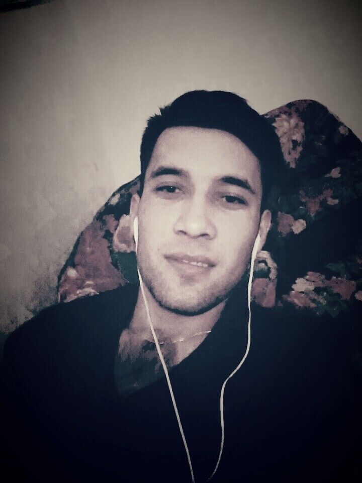  ,   Amirbek, 30 ,   ,   , c , 