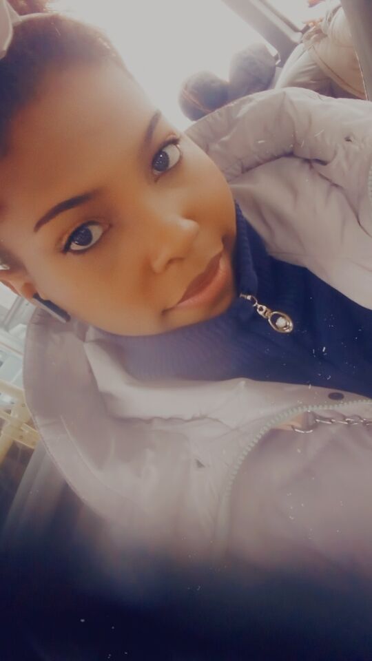  40583586  Dailania, 26 ,    