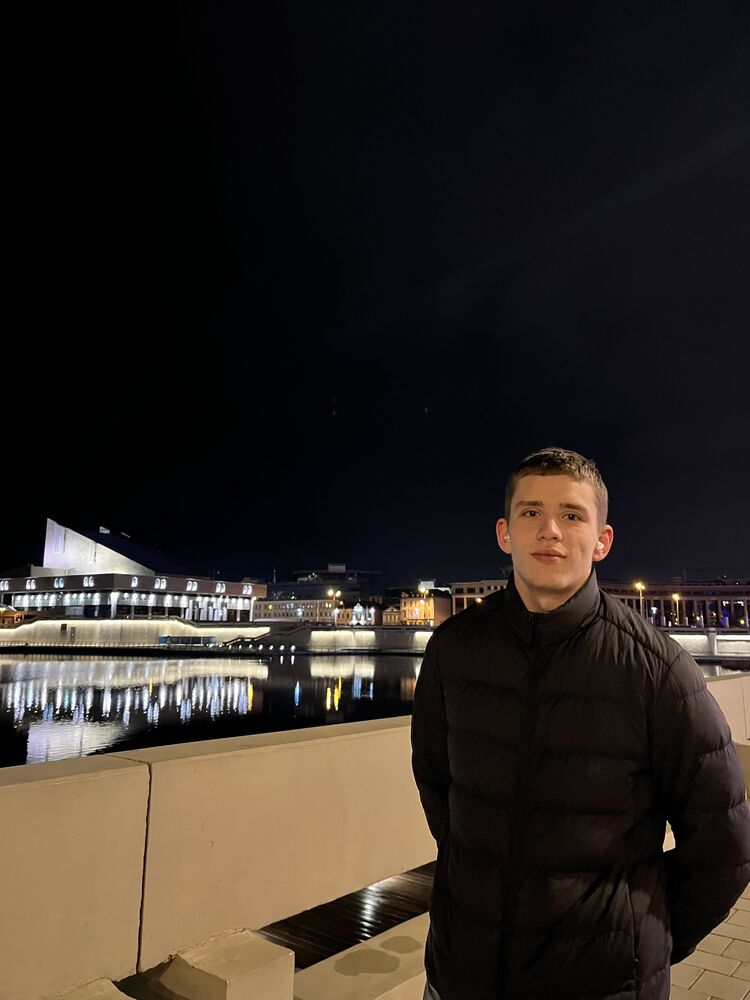  26400406  Mike, 22 ,    -