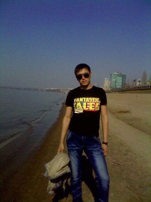  ,   Bek, 35 ,   ,   , c , 