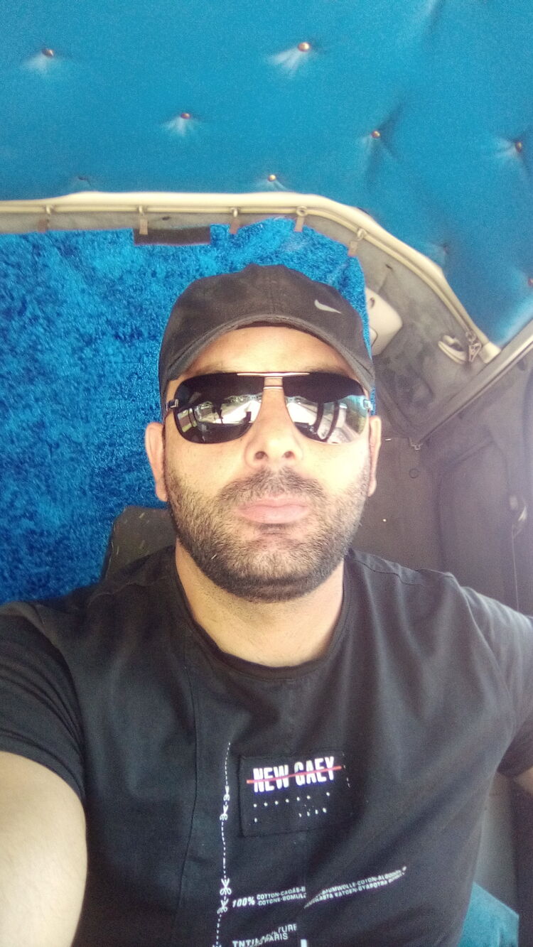   ,   DaviD, 38 ,   ,   