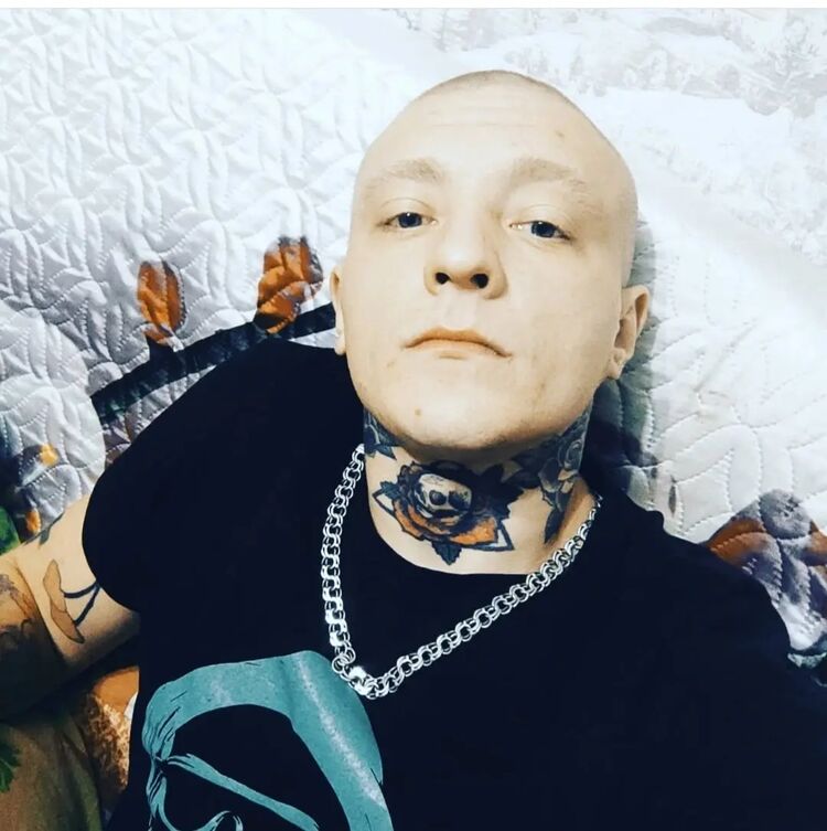  27095916  , 28 ,    