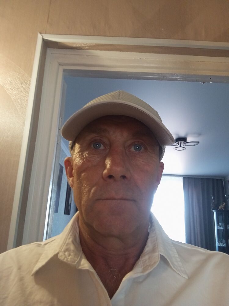 46965626  Viktor, 62 ,    