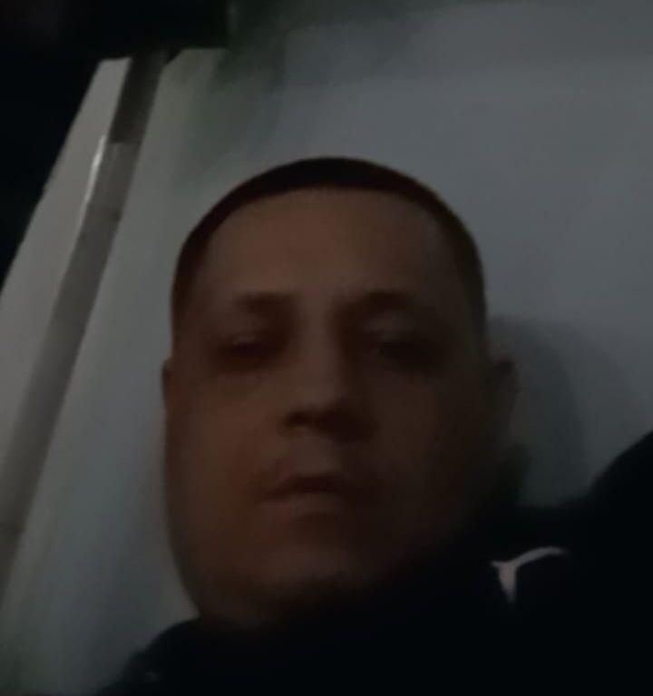 30837616  , 32 ,    
