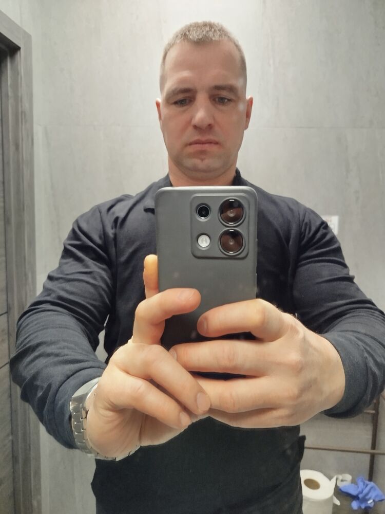  ,   Dima, 44 ,   ,   , c , 