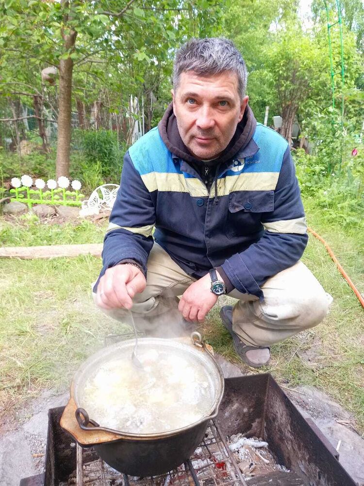  ,   , 52 ,   ,   