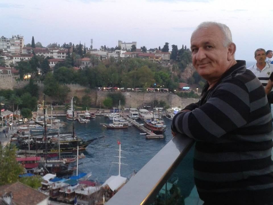  6996266  Mustafa, 64 ,    