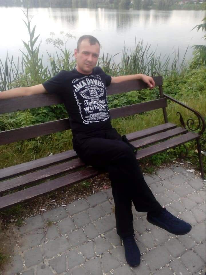  47488326  Petya, 41 ,    