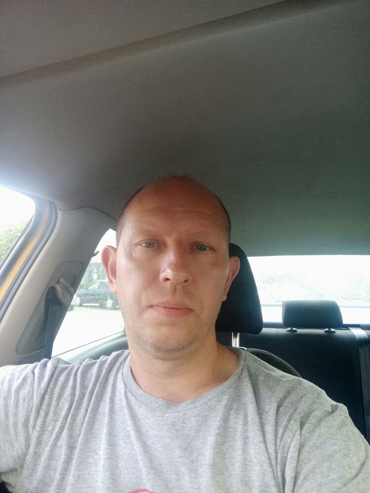  28819876  , 49 ,    
