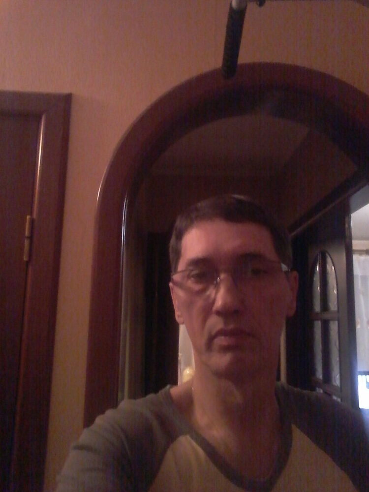  11229016  Oleg, 65 ,    