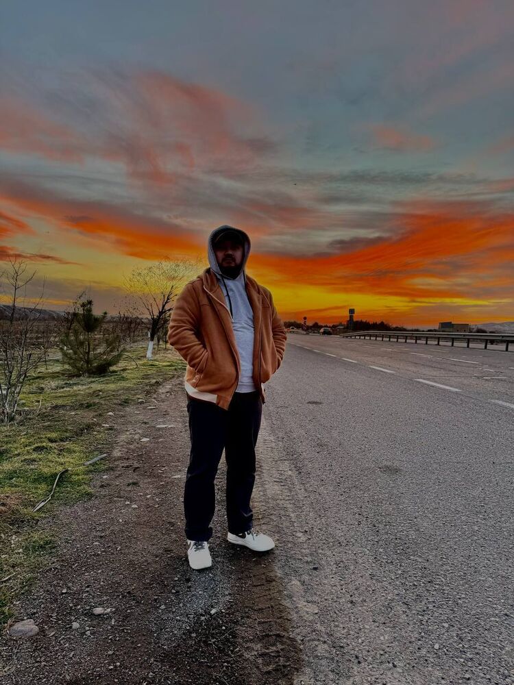  ,   Bill Sanders, 25 ,   ,   