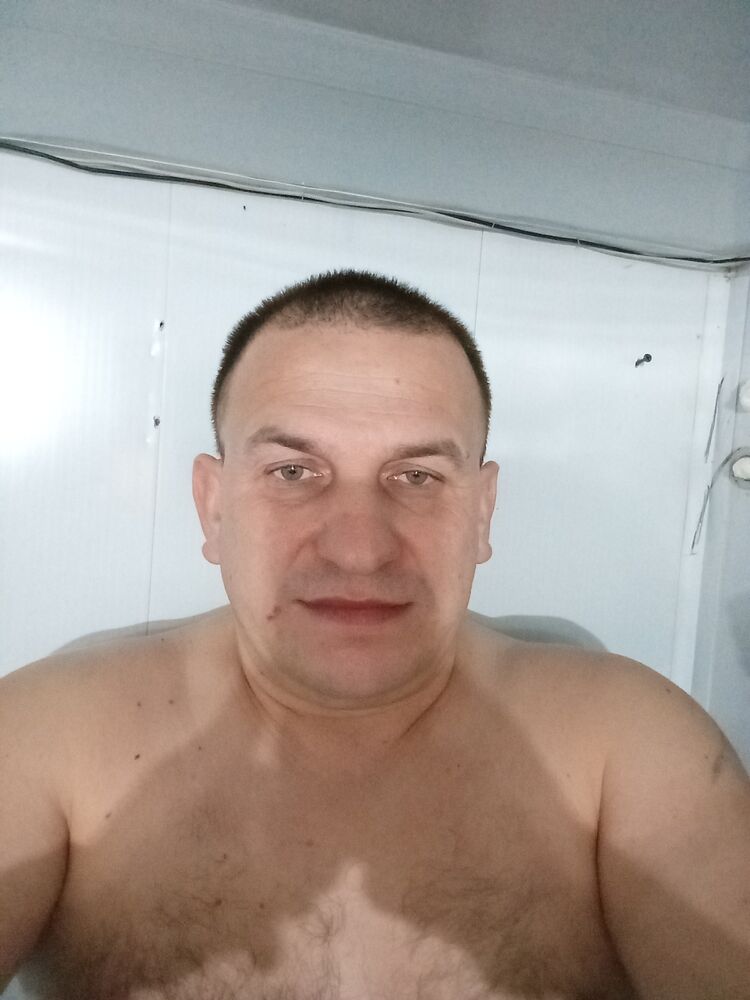  39382056  , 44 ,    