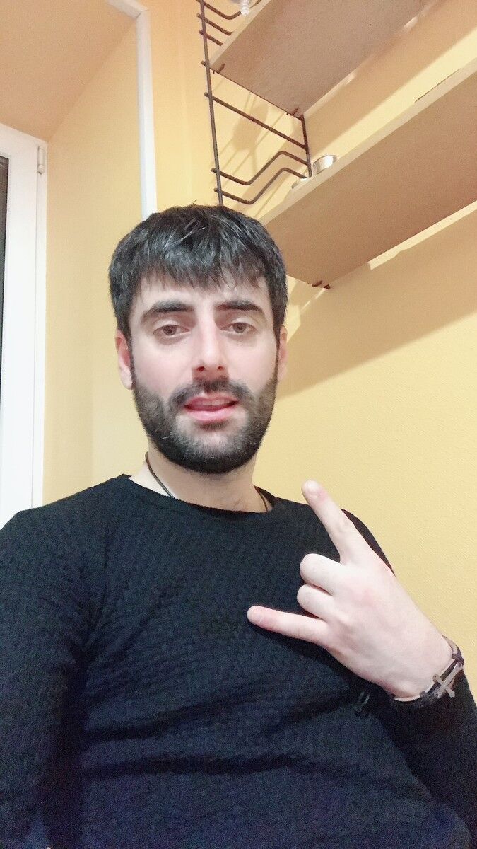  18022086  , 37 ,    