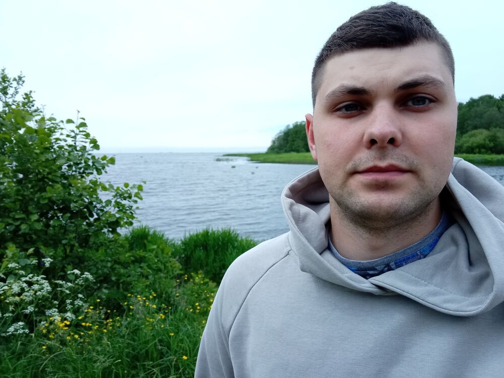  27685436  Vladis, 29 ,    