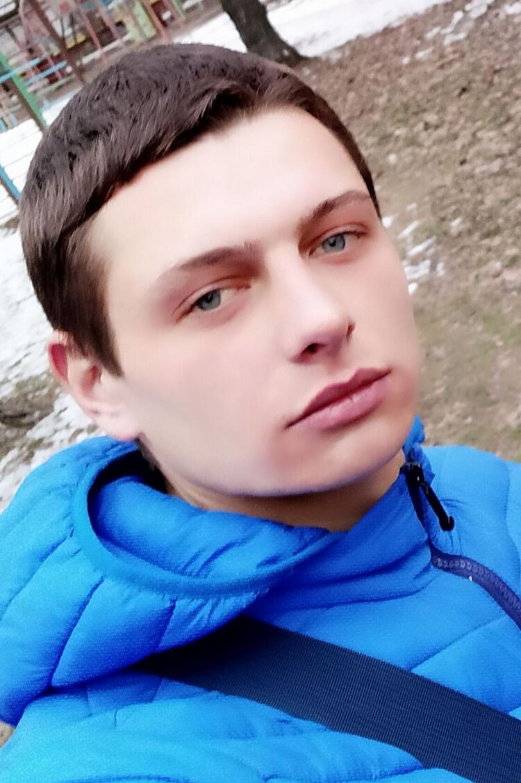  24739036  , 30 ,    