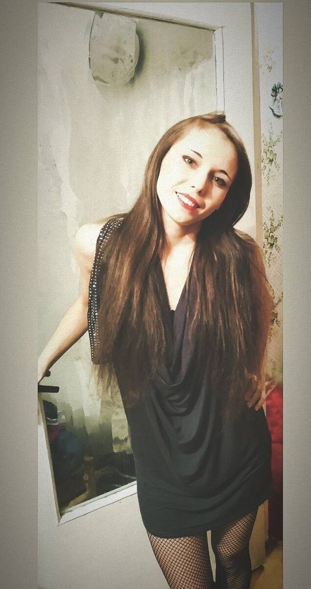  ,   Julia, 27 ,   ,   