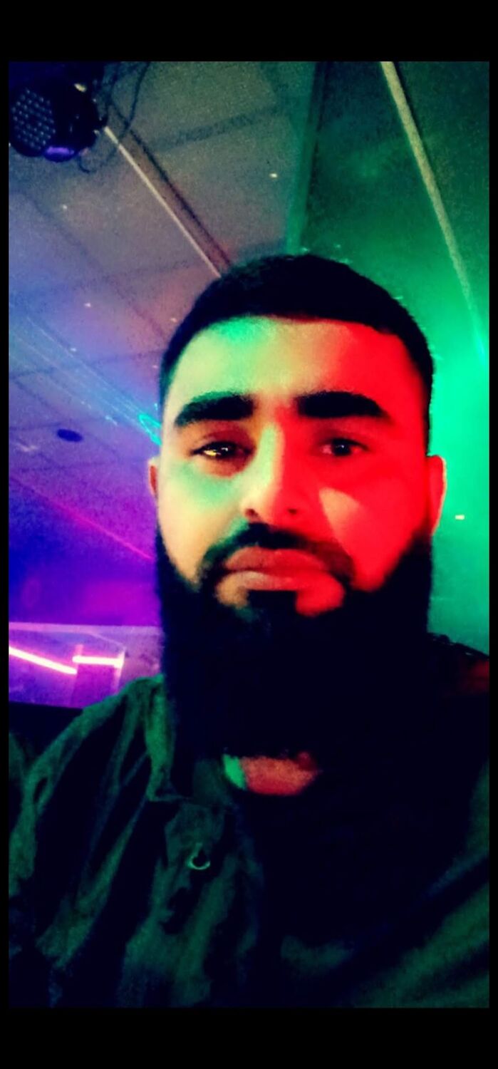  ,   Aladdin, 29 ,  