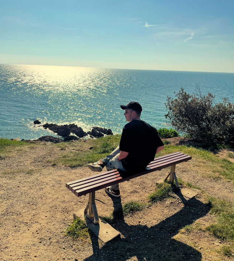  51701416  Dumitru, 24 ,    Fontenay-Sous-Bois