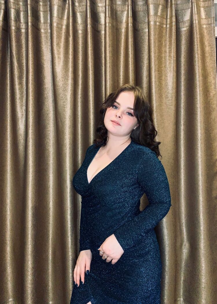  -,   Uliana, 26 ,   ,   , c 