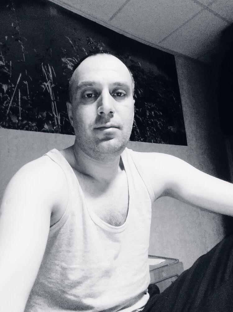  31071366  Ilyas, 36 ,    