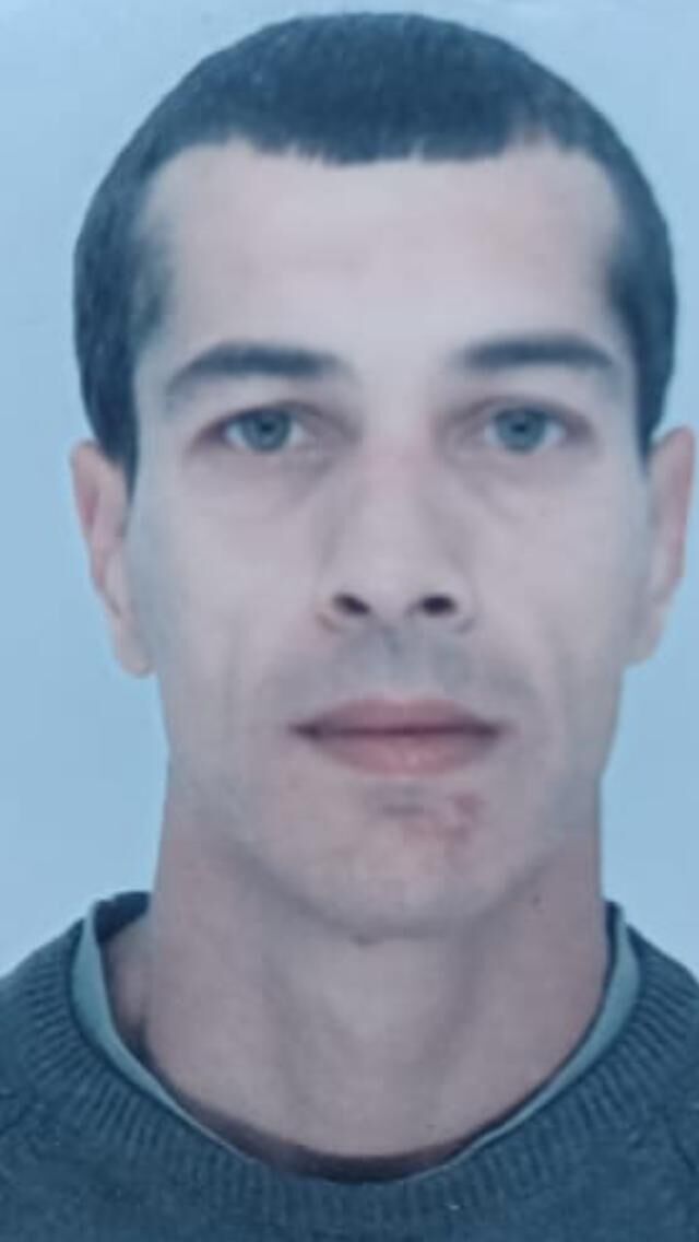  53813156  Kostjanov, 42 ,    