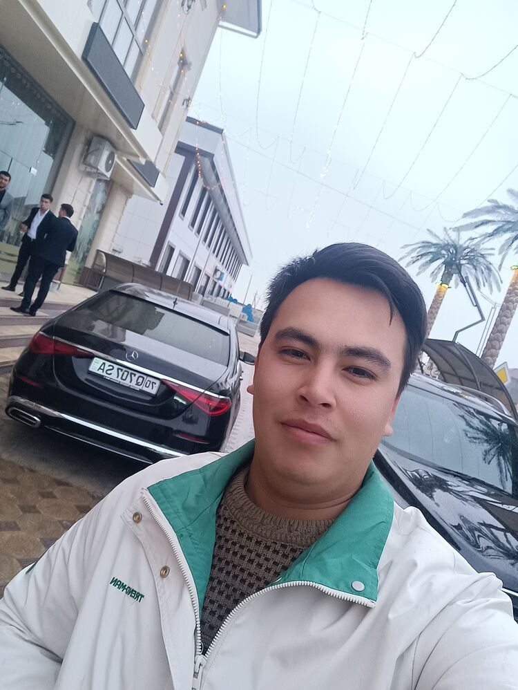  52449316  , 28 ,    