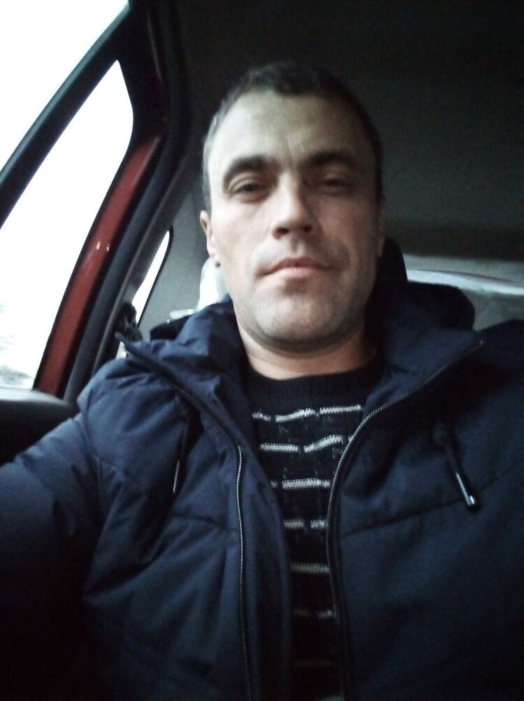 ,   Pavel, 42 ,   ,   , c 
