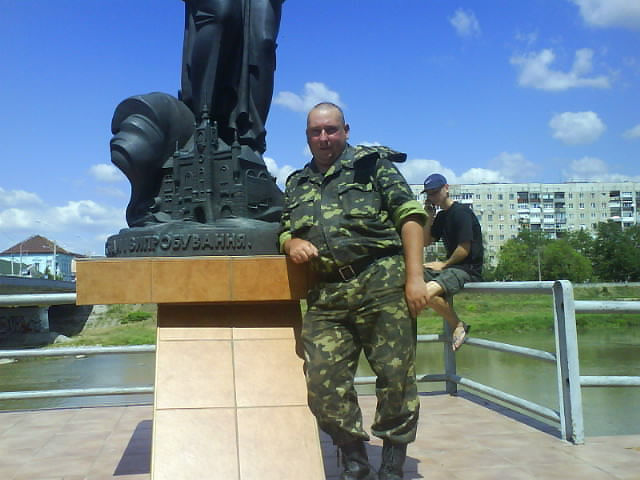  4774146  Artem, 42 ,    
