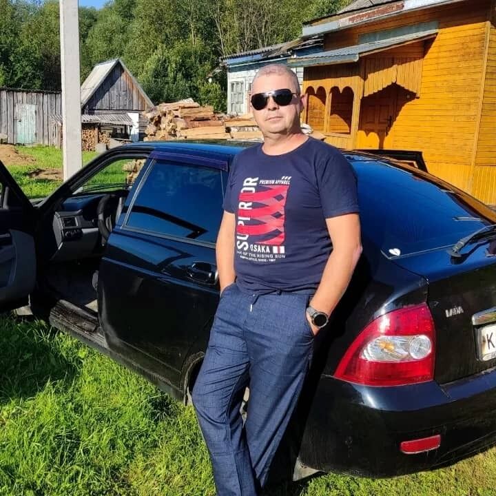  54302596  Max, 55 ,    -