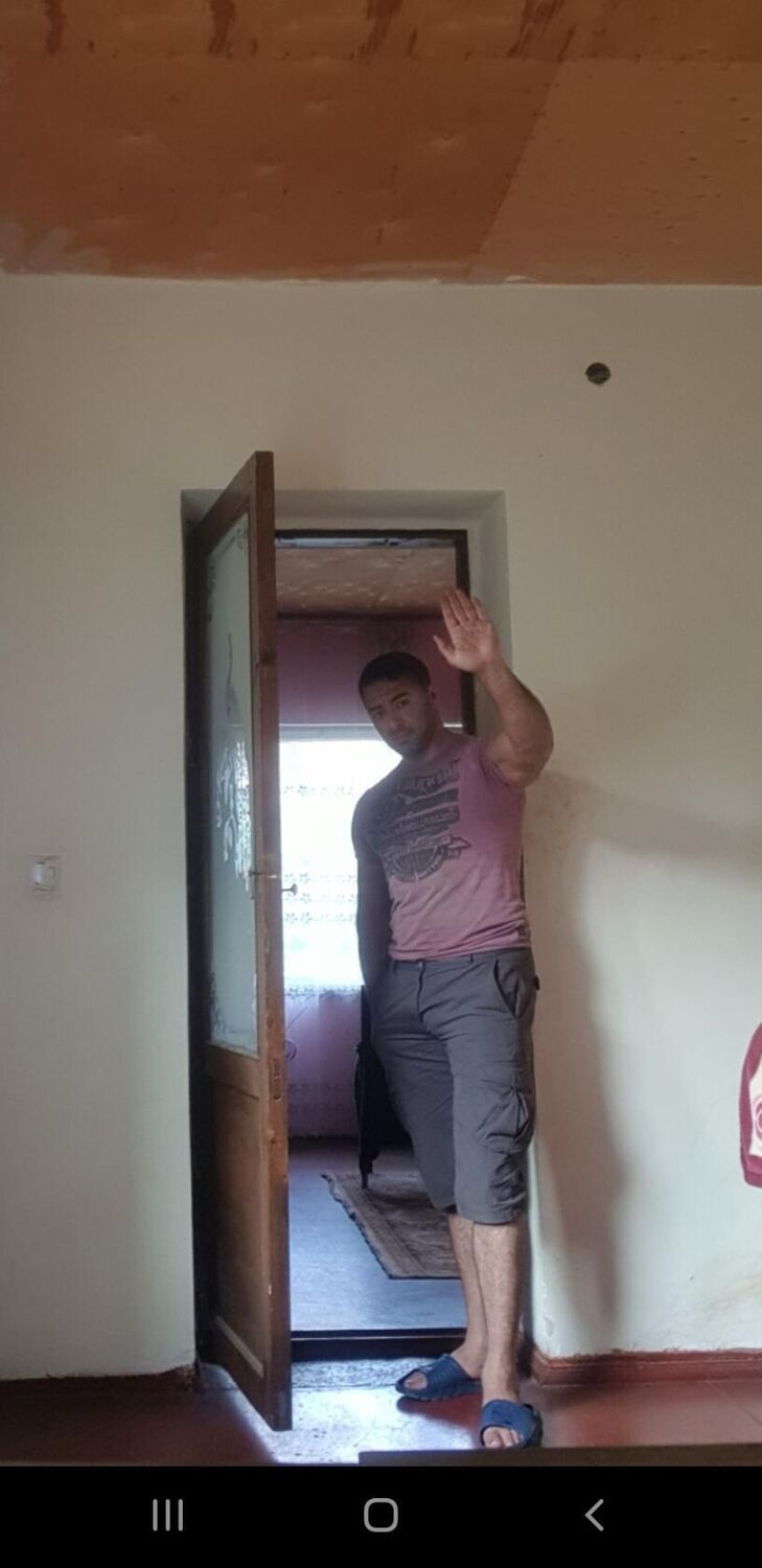  ,   Feliks, 40 ,   ,   
