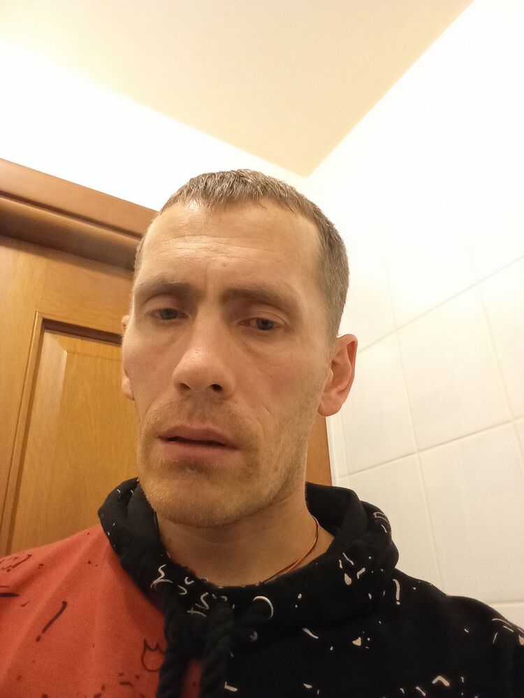  46928486  Pavel, 36 ,    