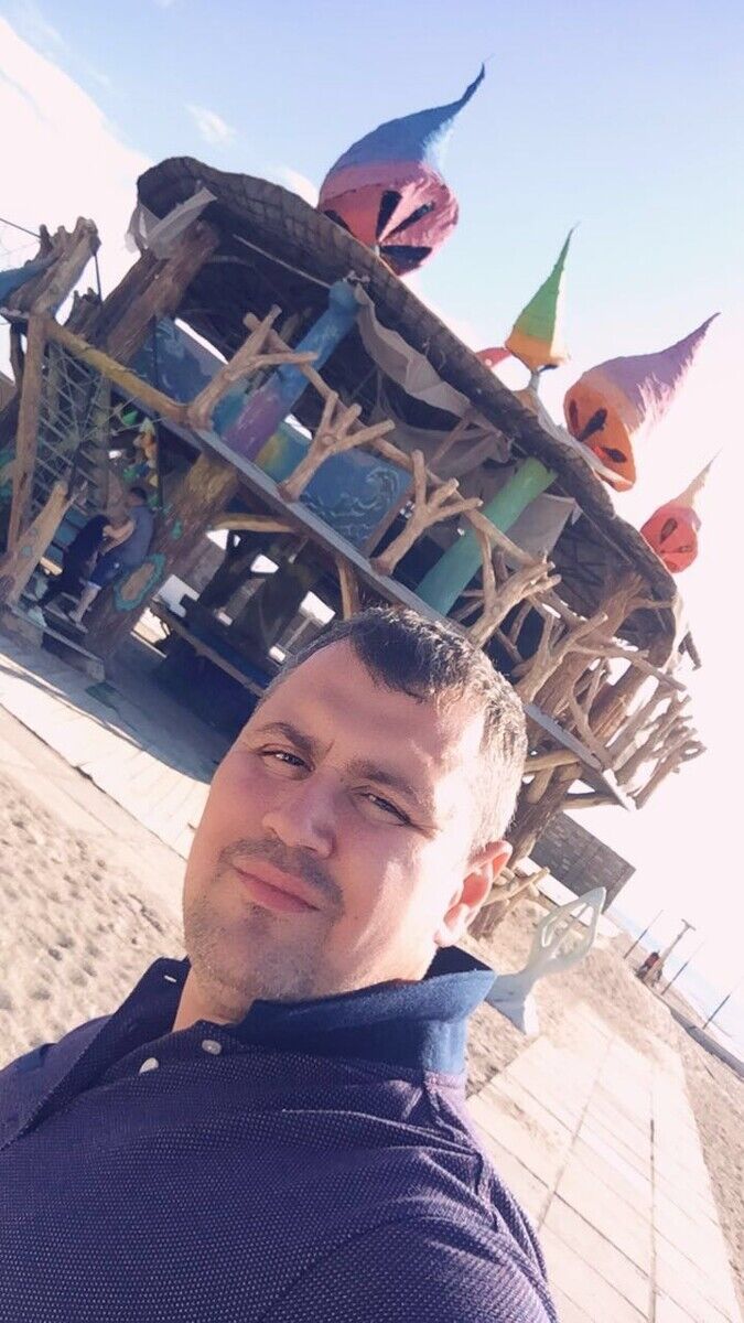  ,   Sergey, 42 ,   ,   