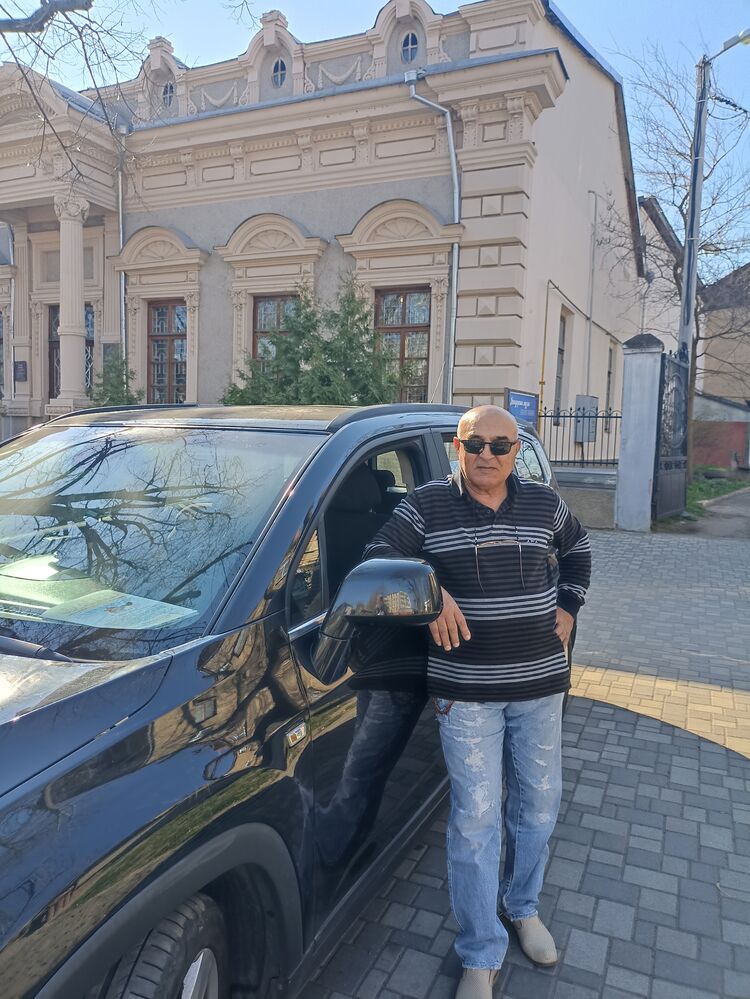  ,   Victor, 63 ,  