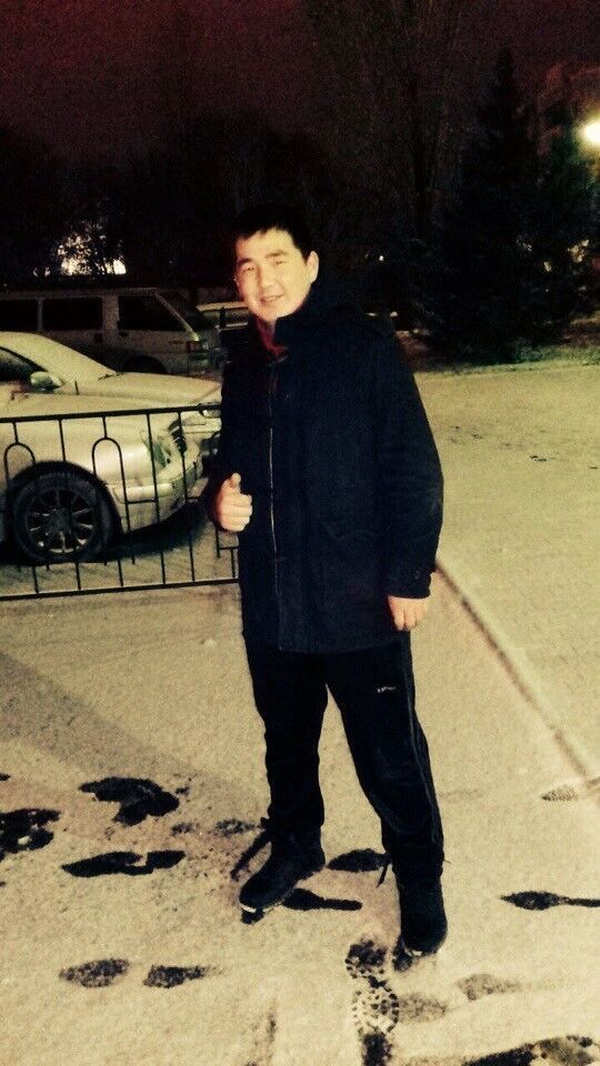  15348796  Aidos, 29 ,    