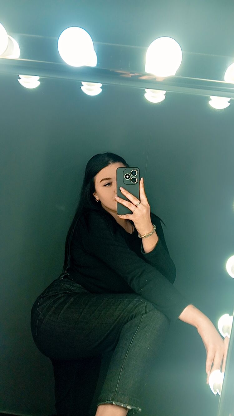  48313746  Olesya, 18 ,    Deleted