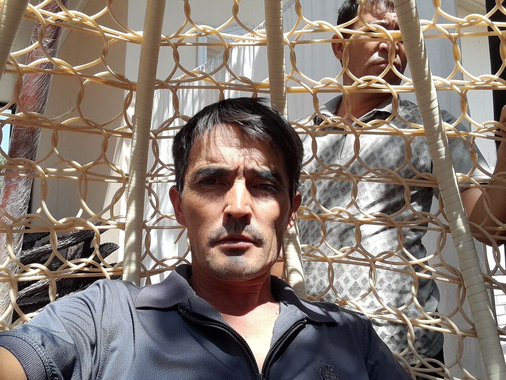  41344656  Husan, 43 ,    