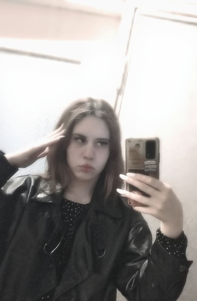  45468466  Inga, 19 ,    