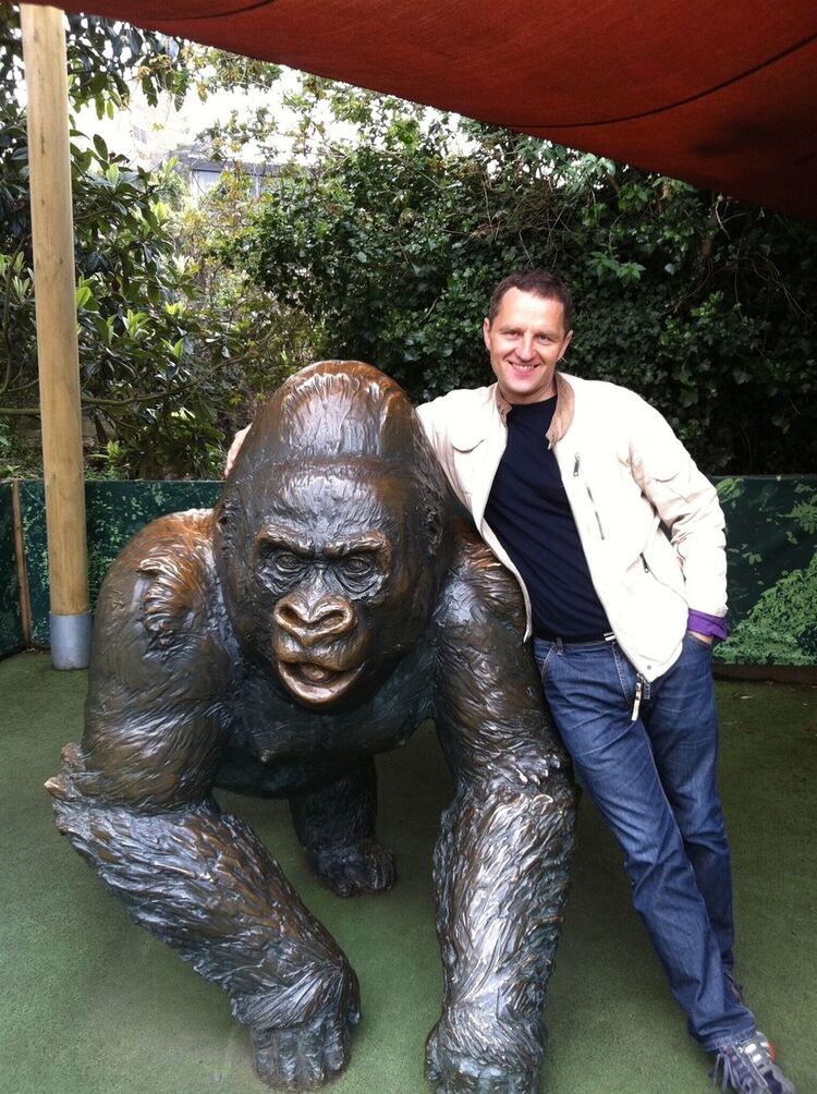  ,   Almis, 44 ,   ,   , c 
