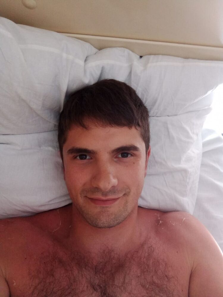  ,   Denis, 31 ,   ,   , c 