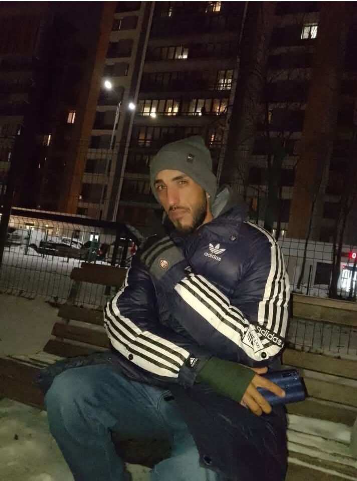  51688966  Yasiel, 35 ,    