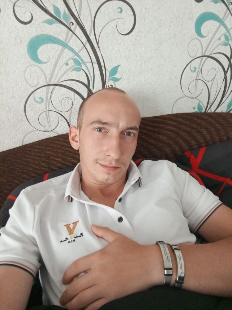  45904676  , 27 ,    