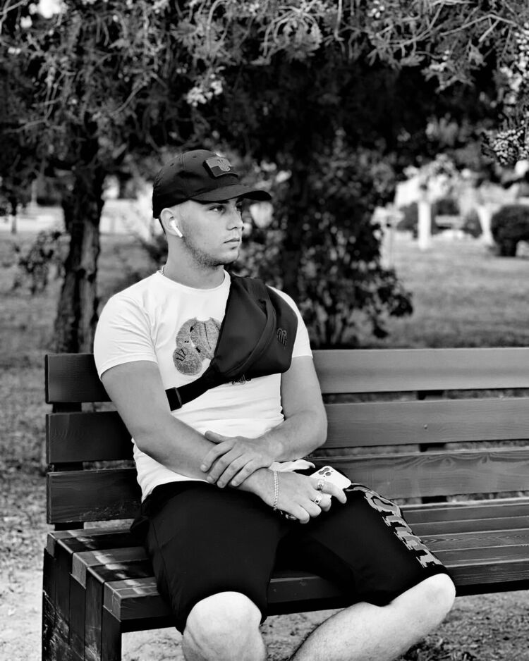  53597866  Bogdan, 20 ,    