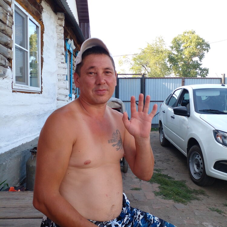 ,   Denis, 46 ,   ,   